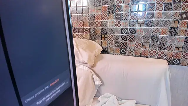 Keyla ruiz  online show from October 2025 11:34:02 AM