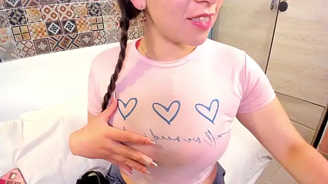 Keyla ruiz  online show from April 2026 11:57:01 AM