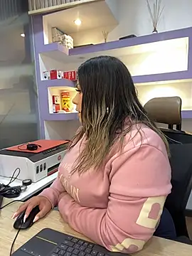 Snapshot of isabella_horney_ chatting on February 2026 01:55:02 PM isabella horney online show from February 2026 01:55:02 PM