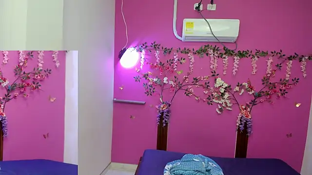 skinnybarbie022 online show from March 2026 12:35:02 AM