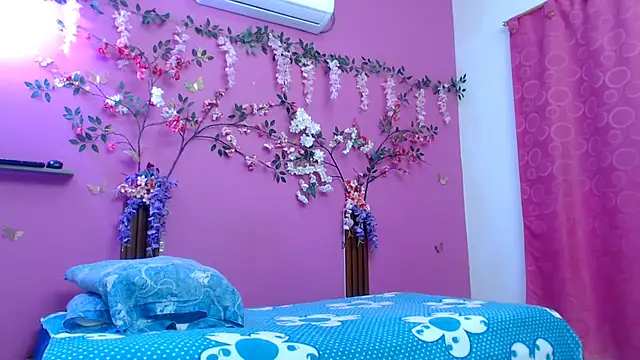 skinnybarbie022 online show from May 2026 12:21:02 AM