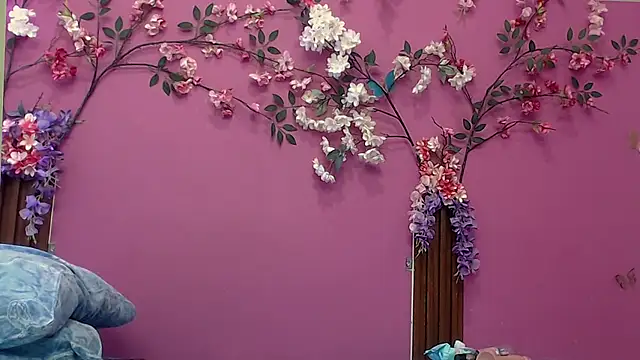Snapshot of skinnybarbie022 chatting on October 2025 01:27:02 AM skinnybarbie022 online show from October 2025 01:27:02 AM