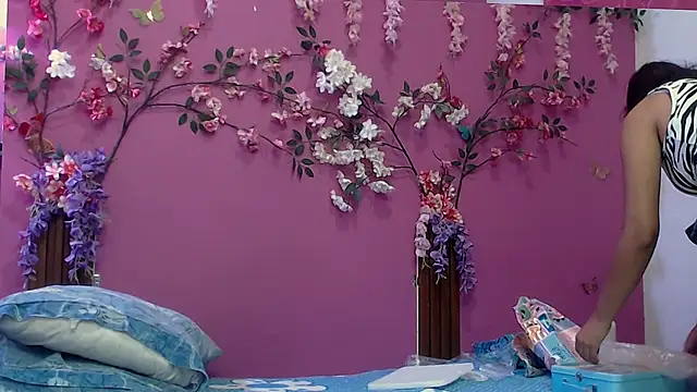 Snapshot of skinnybarbie022 chatting on January 2026 11:44:02 PM skinnybarbie022 online show from January 2026 11:44:02 PM