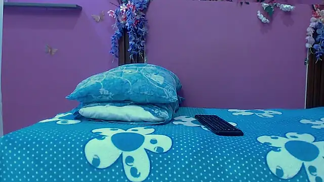 Snapshot of skinnybarbie022 chatting on January 2026 12:58:01 AM skinnybarbie022 online show from January 2026 12:58:01 AM