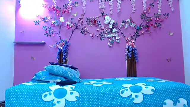 skinnybarbie022 online show from April 2026 12:39:02 AM