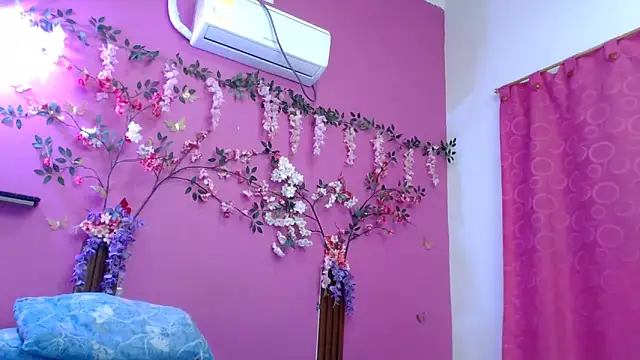 skinnybarbie022 online show from April 2026 12:34:01 AM