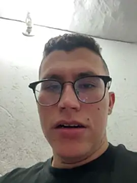 Kurtxxx22 online show from June 2026 05:45:02 AM