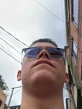 Kurtxxx22 online show from May 2026 02:04:02 PM