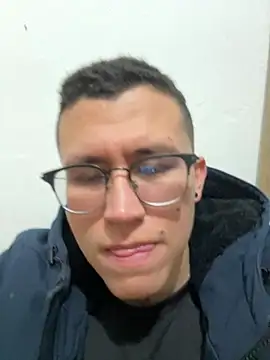 Kurtxxx22 online show from February 2026 06:26:01 AM