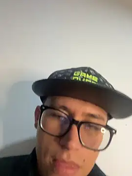 Kurtxxx22 online show from November 2025 10:04:01 PM