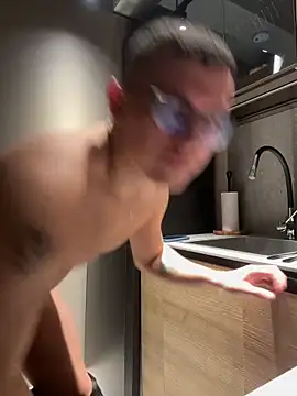 Kurtxxx22 online show from December 2025 06:15:02 AM