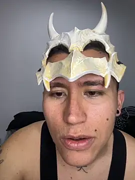 Snapshot of Kurtxxx22 chatting on October 2025 03:38:01 AM Kurtxxx22 online show from October 2025 03:38:01 AM