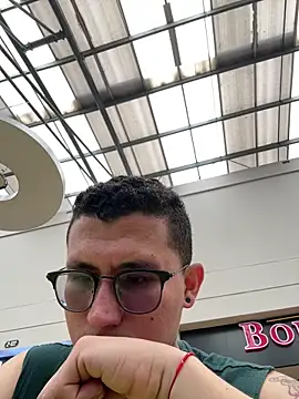 Kurtxxx22 online show from March 2026 06:20:01 PM