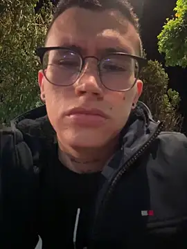 Kurtxxx22 online show from February 2026 06:21:02 AM