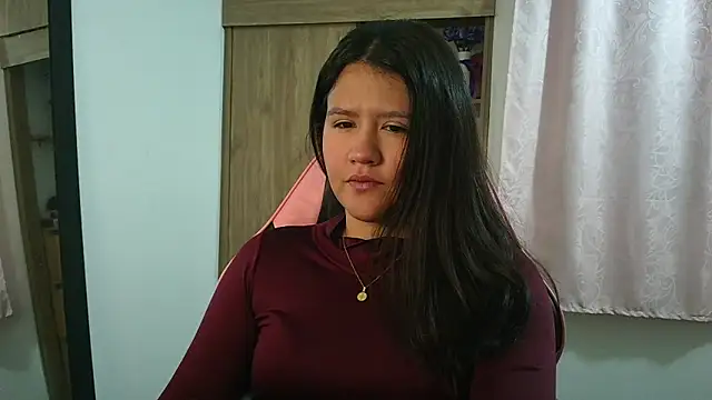 Oliviawatson1 online show from March 2026 12:06:02 PM