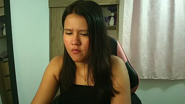 Oliviawatson1 online show from January 2026 12:56:01 PM