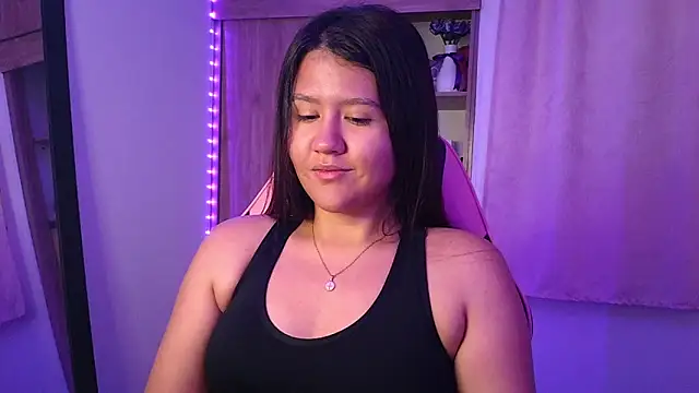 Oliviawatson1 online show from March 2026 12:17:02 PM