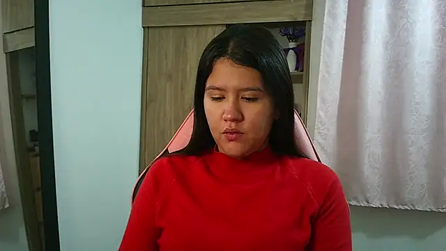 Oliviawatson1 online show from March 2026 12:07:02 PM