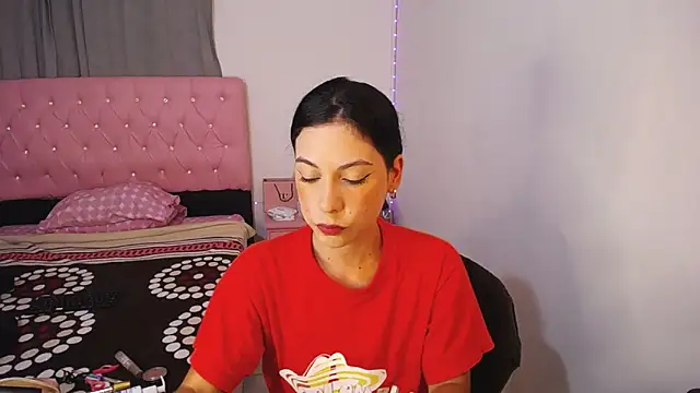 samanthadeluxe1 online show from September 2025 05:20:01 PM