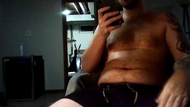 WyattL96 online show from July 2026 07:15:02 AM