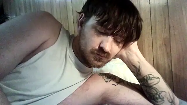 WyattL96 online show from July 2026 06:10:02 PM