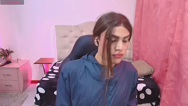 lailahdark online show from November 2025 04:05:01 AM