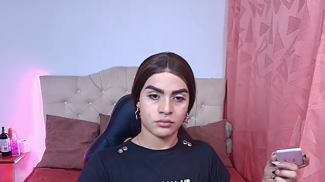 lailahdark online show from October 2025 04:22:01 AM