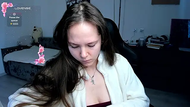 cute little ass online show from March 2026 12:12:02 PM