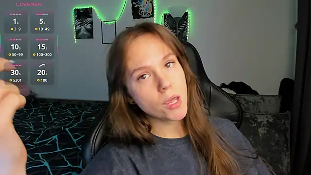 cute little ass online show from October 2025 03:35:02 PM