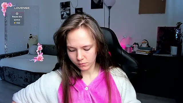 cute little ass online show from February 2026 08:25:04 AM