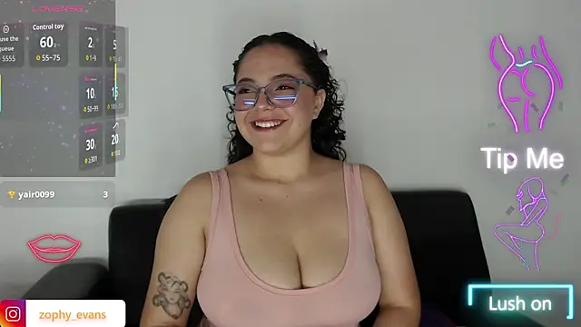 Zophy Evans  online show from November 2025 07:36:01 PM