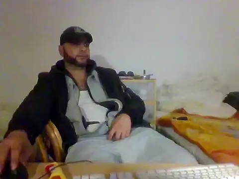 SmokedAlloy2 online show from November 2025 06:12:01 PM