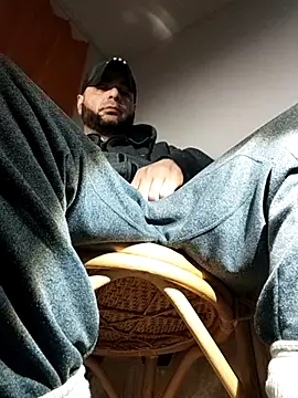 SmokedAlloy2 online show from January 2026 01:33:01 AM