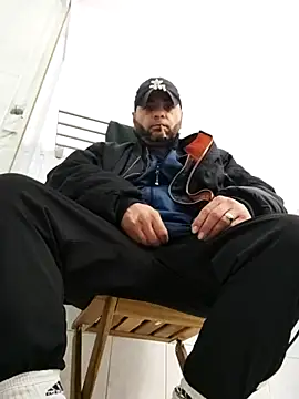 SmokedAlloy2 online show from March 2026 09:49:02 PM