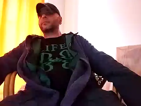 SmokedAlloy2 online show from February 2026 11:52:02 AM