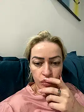 Snapshot of Alerquinasc chatting on October 2025 03:44:01 AM Alerquinasc online show from October 2025 03:44:01 AM