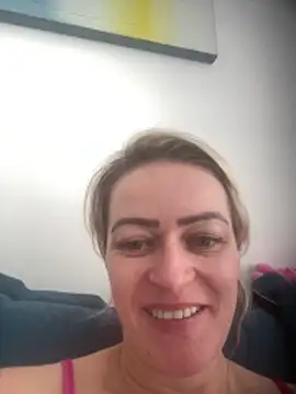 Alerquinasc online show from December 2025 01:22:02 PM