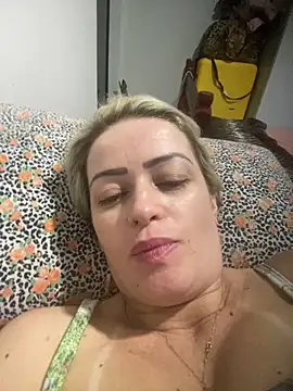 Alerquinasc online show from December 2025 09:47:01 PM