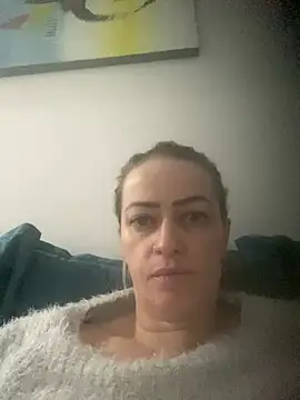 Alerquinasc online show from May 2026 06:17:02 AM