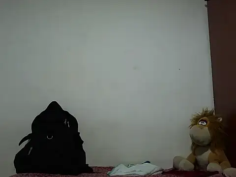 MeganAndMaxxh online show from October 2025 02:35:02 AM