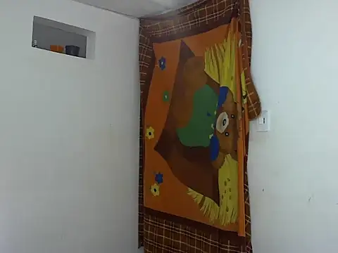 MeganAndMaxxh online show from September 2025 01:37:02 AM