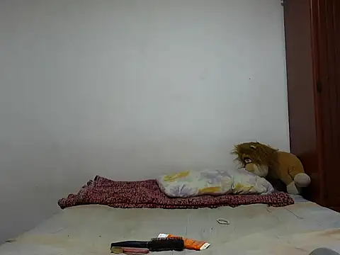 MeganAndMaxxh online show from October 2025 03:30:02 AM