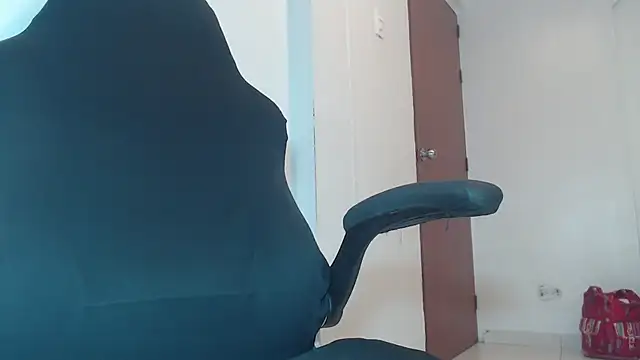 Snapshot of JackyHotBlack chatting on September 2025 04:01:01 PM JackyHotBlack online show from September 2025 04:01:01 PM