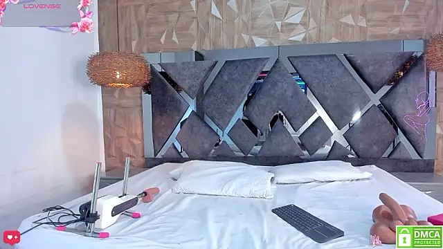 Selene  Lopez  online show from March 2026 07:48:02 PM