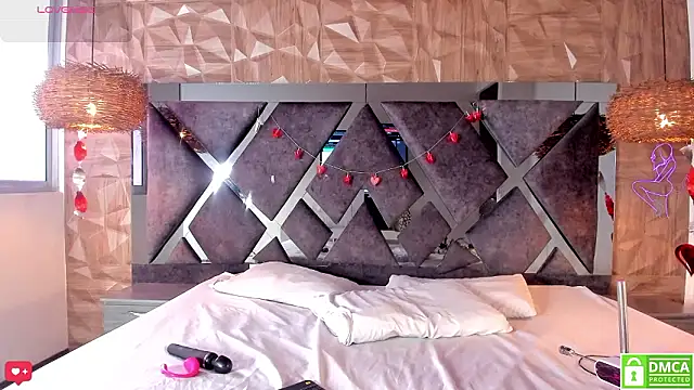 Selene  Lopez  online show from February 2026 07:49:02 PM