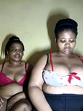 Prettyboobiesx online show from October 2025 07:47:02 PM