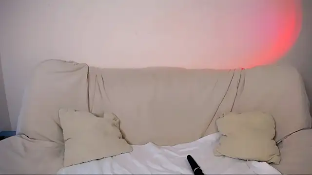 Charlotte Colinss online show from March 2026 03:43:02 AM