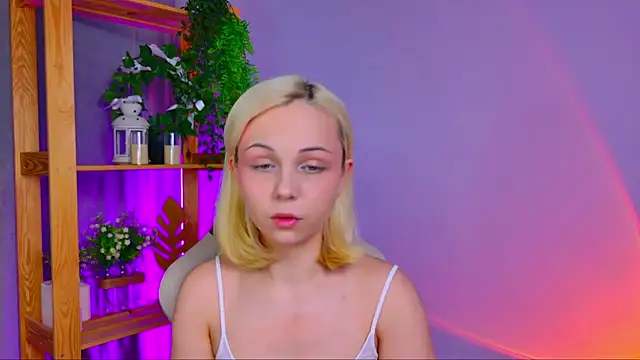 Charlotte Colinss online show from March 2026 04:06:01 AM