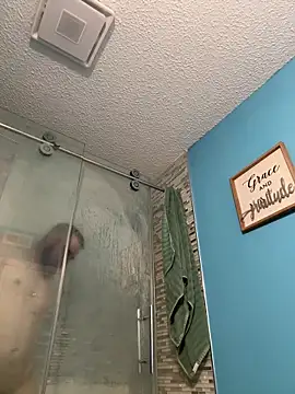 JJunioorr online show from April 2026 12:50:01 PM