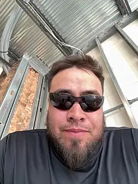 JJunioorr online show from April 2026 05:33:02 PM